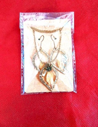 Set Collana e Orecchini Fatti a Mano Foglie