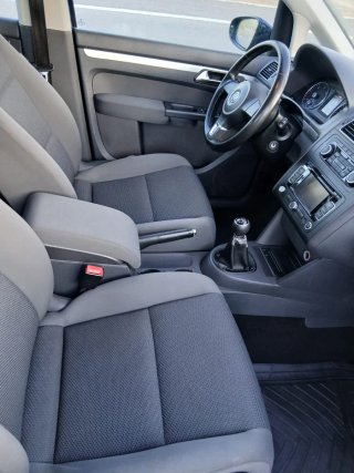 Volkswagen Touran 2012
