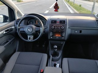 Volkswagen Touran 2012