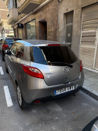 Mazda 2 2010