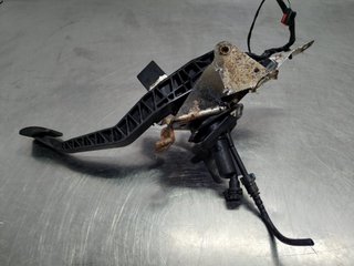PEDAL EMBRAGUE FORD KUGA XWMB AV617B633GG