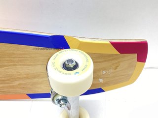 monopatin roxy longboard