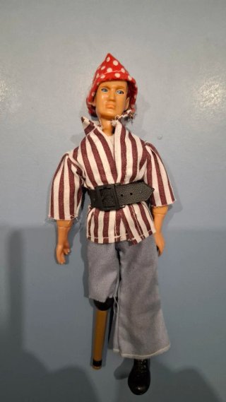 Figura Madelman Altaya Pirata con pata de palo