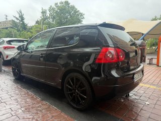 Volkswagen Golf 2005