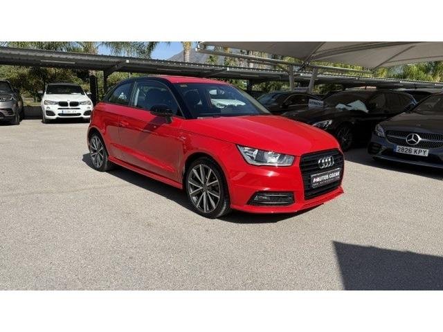 Audi A1 Adrenalin 1.4 TDI ultra 66 kW (90 CV)