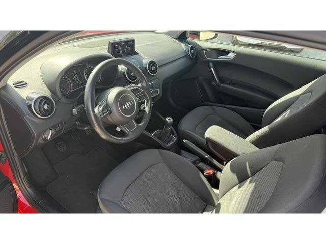 Audi A1 Adrenalin 1.4 TDI ultra 66 kW (90 CV)