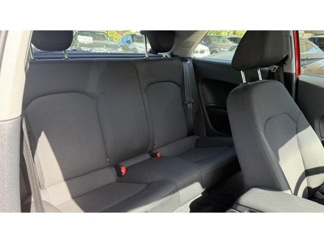 Audi A1 Adrenalin 1.4 TDI ultra 66 kW (90 CV)