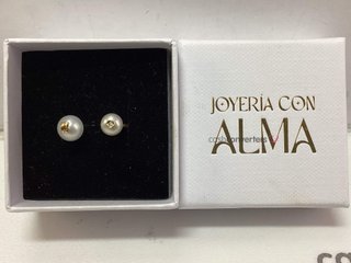 anillo oro 18k con piedra con diamante,perla