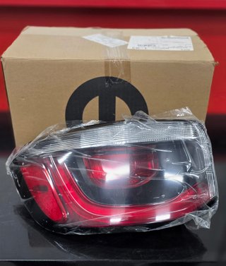 Piloto Trasero Izq Jeep Compass 17-21 Mopar