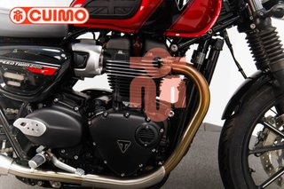TRIUMPH SPEED TWIN 900
