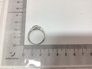 anillo plata 925mm con piedra con diamante de laboratorio