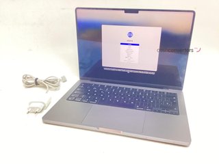 portatil apple apple macbook pro m3 8-core 4.0 14 (10gpu) (2023) (a2918)