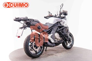 CFMOTO 650 MT