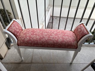Banqueta madera lacada blanca y Tejido Rosa.