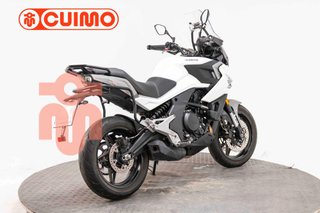CFMOTO 700 MT