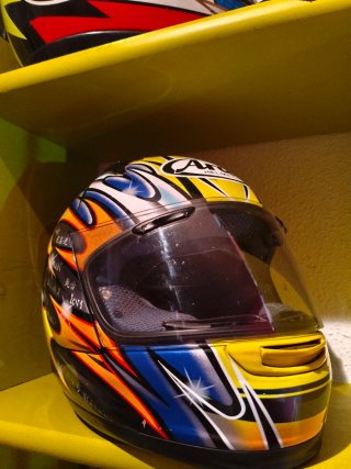Casco Arai Aoyama réplica Rapide-SR XS