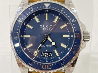 reloj pulsera caballero gucci dive 200m 136.2