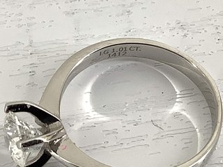 sortija oro 18k con diamante de laboratorio