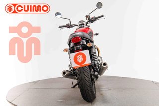 TRIUMPH SPEED TWIN 900