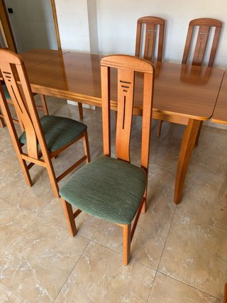 Mesa comedor extensible madera y 6 sillas