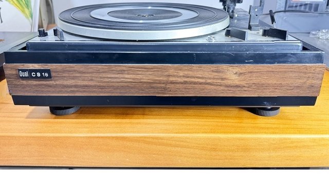 PATAS UNIVERSALES ANTIVIBRACIÓN PARA TOCADISCOS