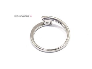 anillo oro 18k con piedra con diamante