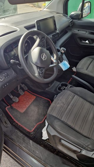 Opel Combo 2019 127k Gasolina (M1) ITV 2028