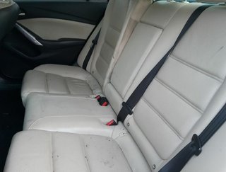 Mazda brazo suspensión inferior del der 6 1155073