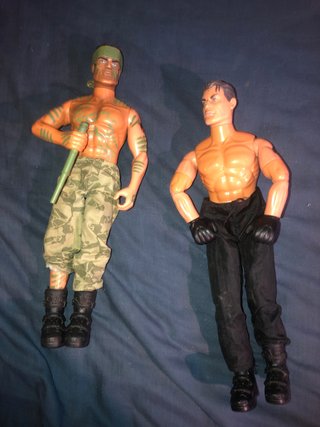 Muñecos de acción militares