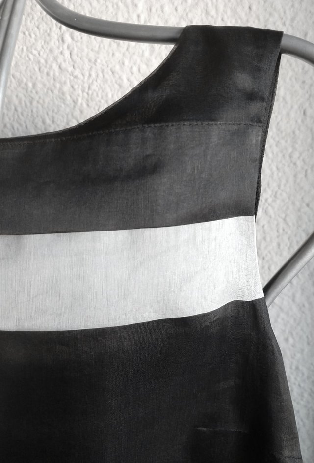 Vestido verano organza Negro y Blanco T-S. Nuevo