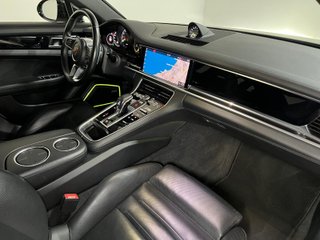 Porsche Panamera 4 E-Hybrid