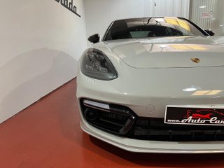 Porsche Panamera 4 E-Hybrid