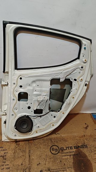 PUERTA TRASERA DERECHA Lancia Ypsilon (402)(2011->)