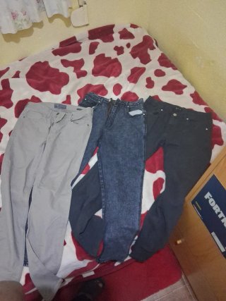 3 Pantalones Vaqueros