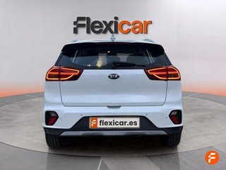 Kia Niro 1.6 GDi HEV 104kW (141CV) Drive