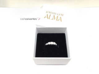 anillo plata 925mm con piedra con diamante de laboratorio