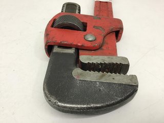 llave stillson o grifa bellota