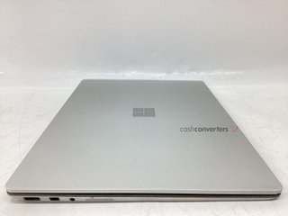 pc portatil microsoft surface laptop 2