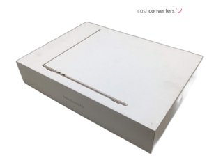 portatil apple apple macbook air m4 10-core 4.4 15 (10gpu) (2025) (a3241)