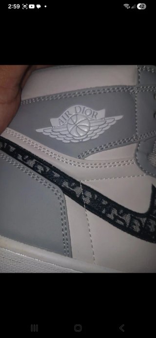 Air Dior Jordan Talla 42 Gris Blanco