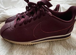 Zapatillas Nike Cortez Burdeos Talla 38