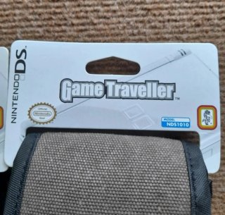 NUEVO. Custodia e caricabatterie Nintendo 3DS/DSi/DS LITE...