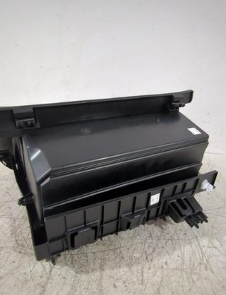 68520hv00a guantera nissan qashqai ii (j11, 159780