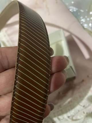 Cintura uomo con fibbia dorata