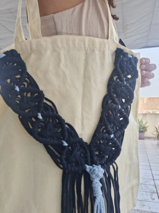 Sacola de Praia Macramé Bege e Preta
