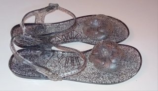 Sandalias transparentes con purpurina Sin estrenar