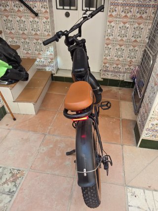 Bicicleta Eléctrica Negra