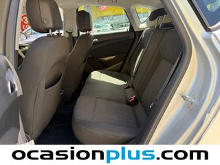 Opel Astra 1.6 Selective 85 kW (115 CV)