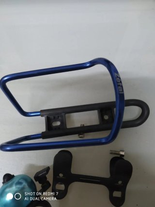 Botellero Zefal y Timbre Bicicleta Azul