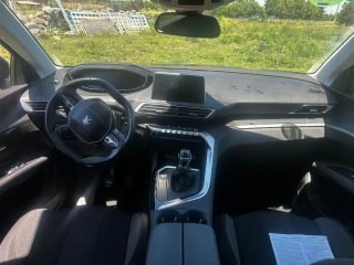 Peugeot 5008 2020